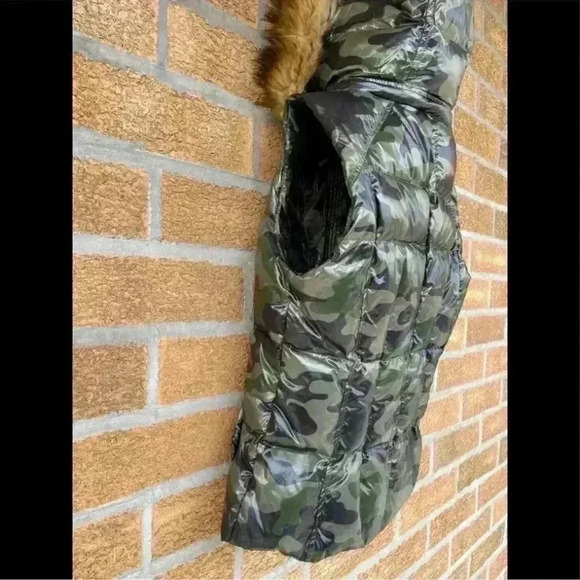 S13 by SAM. Snowcat Down Puffer Vest with Faux Fur Hood small - Picture 15 of 15